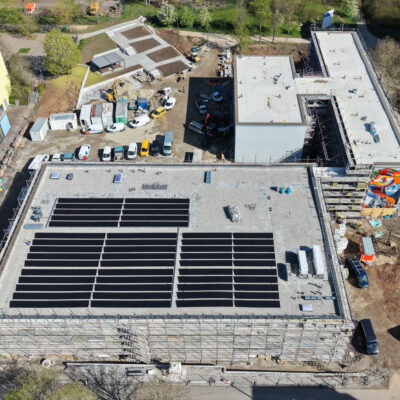 Bildungscampus Gera-Lusan, TO3 Neubau Sporthalle und TO1 Sanierung Schulgebäude - Fertigstellung Rohbau 